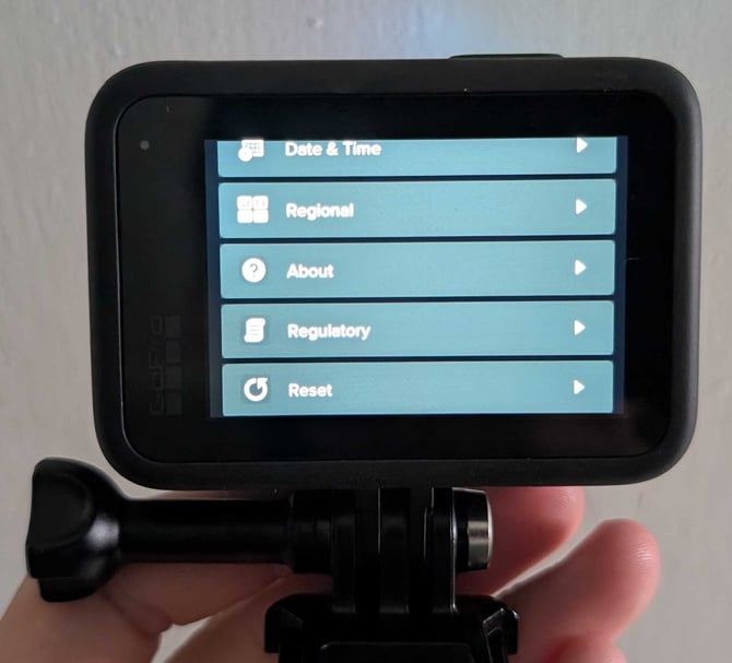 PXL_20251128_205957259.MP~2